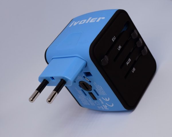 Travel adapter